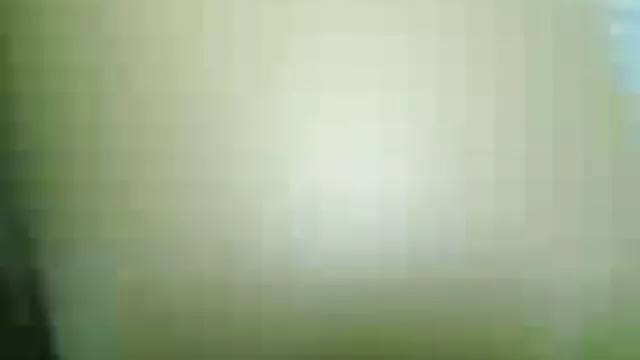 رابطه جنسی در طبیعت. زن زیبا عكسهاي متحرك سكسي می شود در تمام سوراخ