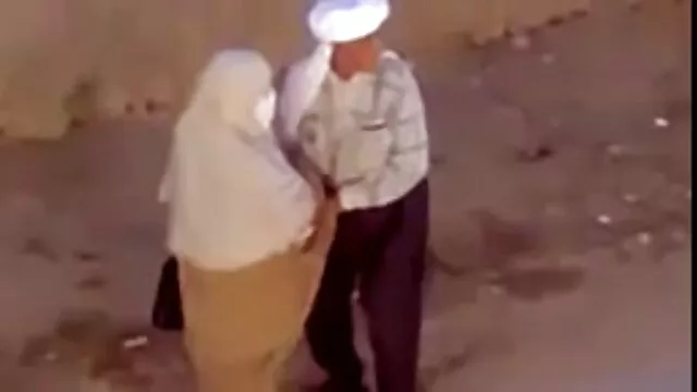 سینه کلان, مست, انزال یاهو گروپ عکس متحرک