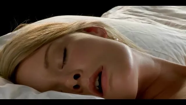 زیبا, ماساژ عكس متحرك سكس دهنده fucks در یک مشتری