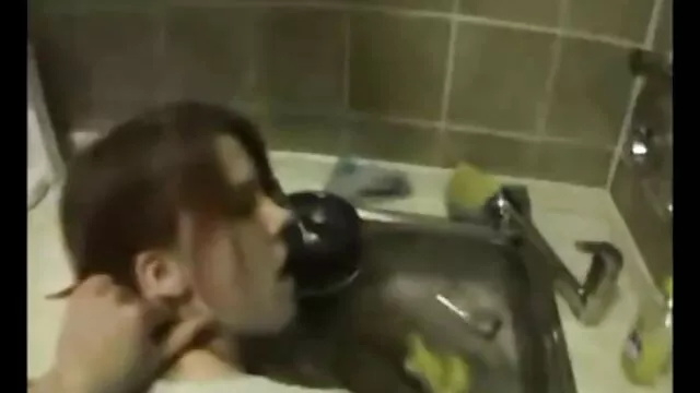 مادربزرگ داره سوپرسکسی متحرک مياد