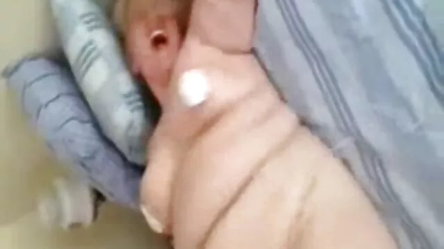فوق العاده, رابطه جنسی با تصاویر متحرک شهوتی یک دختر زیبا